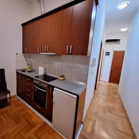 Apartment Stan Na Dan Gradsko Sokace *