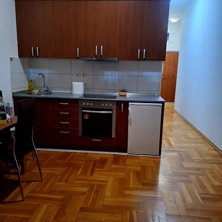 Stan Na Dan Gradsko Sokace *