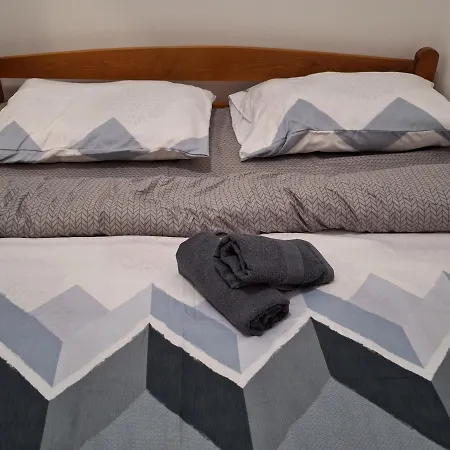 Stan Na Dan Gradsko Sokace Apartment *