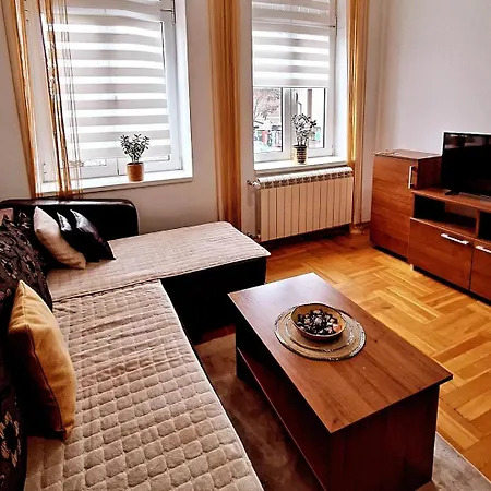 Apartment Stan Na Dan Gradsko Sokace